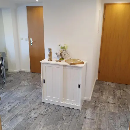 Moderne Seeidyll 3 Seen 2 Boote 아파트